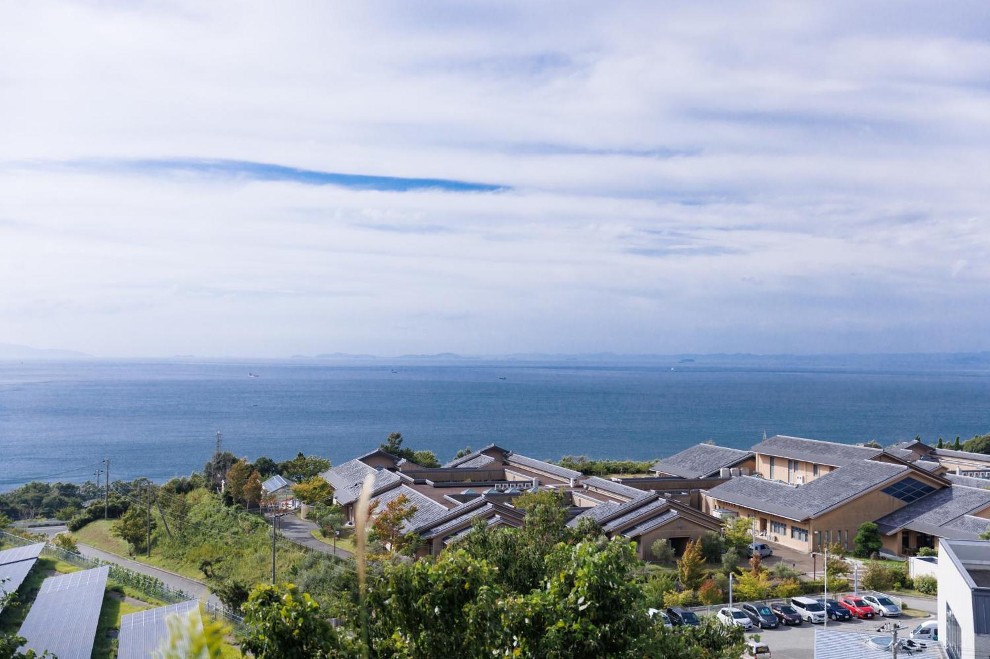 しっぽの森リゾート淡路島〜サウナ&スタジオ〜 Екстериор снимка